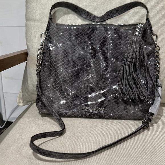 Grey snake embossed Michael Kors purse and matching wallet - Picture 2 of 5